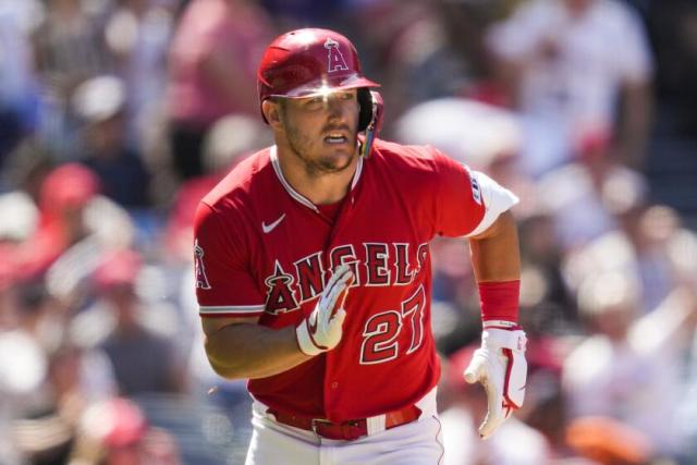 MLB Trade Rumors and News: Mike Trout exits game early after