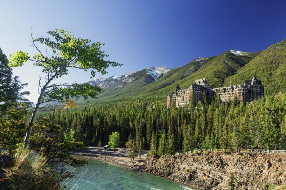 Fairmont Banff Springs photographer Kate Kunz accor