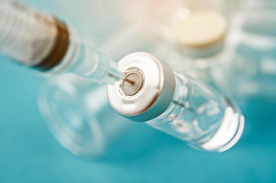 In a normal year, U.S. hospitals go through 4.5 billion disposable, plastic syringes. That doesn’t include syringes pharmacies and doctors’ offices use for flu shots. It also doesn’t include the retail market for diabetics or the flush injectors hospitals use for IV fluids.