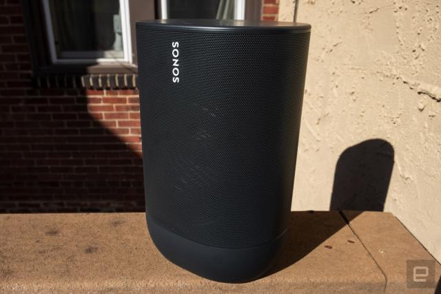 Sonos Move review: house shaker, not road warrior - The Verge