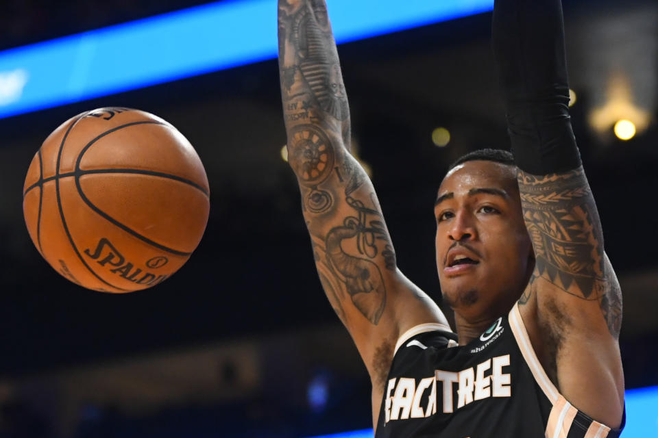 Atlanta Hawks forward John Collins dunks during the first quarter of an NBA basketball game against the Toronto Raptors, Monday, Jan. 20, 2020, in Atlanta. (AP Photo/John Amis)