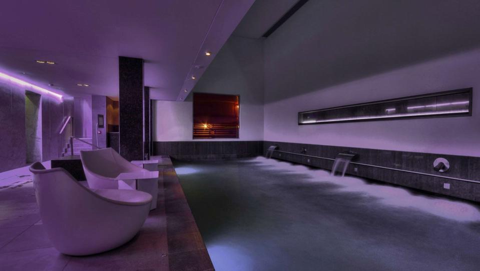 Relax and unwind in the Kimpton Blythswood Square spa (Kimpton Blythswood Square)