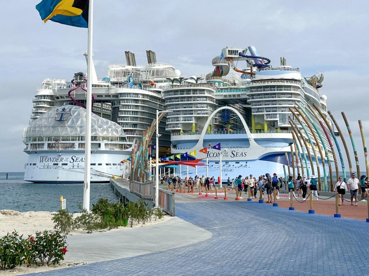 Icon of the Seas and Wonder of the Seas at Perfect Day in CocoCay