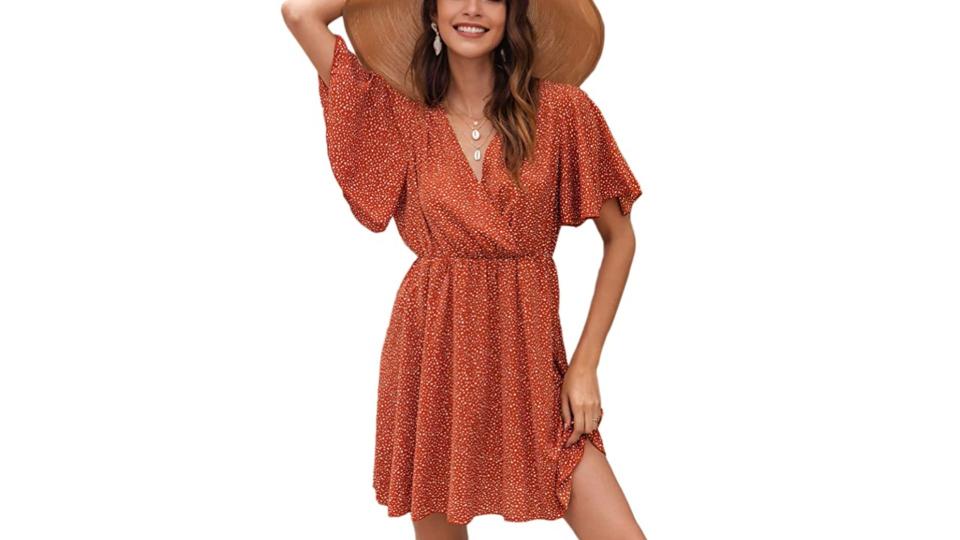 Best Sundresses For Women Over 50