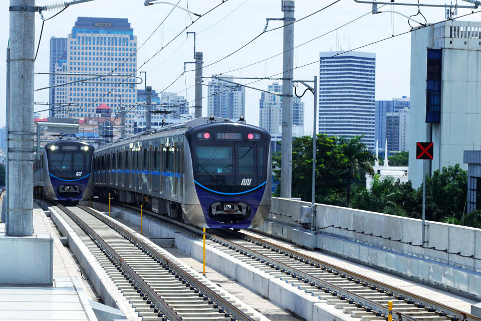 The Jakarta MRT start operations in March 2019 for Bundaran HI to Lebak bulus in a distance of 16 KM with 6 underground stations and 7 elevated stations