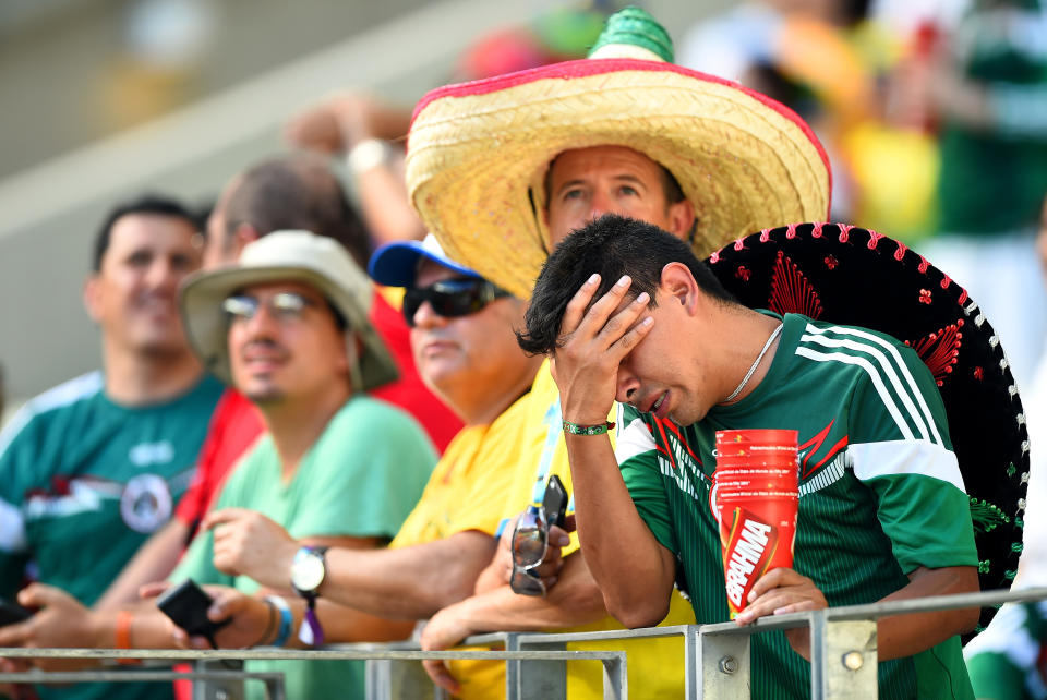 Un mexicano derramó lágrimas en la Copa del Mundo de Rusia 2018 cuando cayó su selección en octavos de final (Foto: Laurence Griffiths/Getty Images)