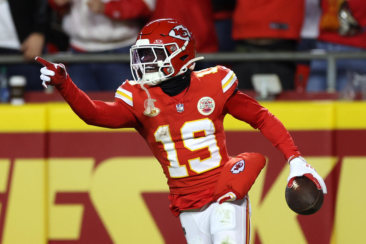 Chiefs out Toney, Smith as game time questionable for others in Week 17