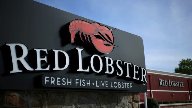 Red Lobster is giving 150 customers endless lobster for free.