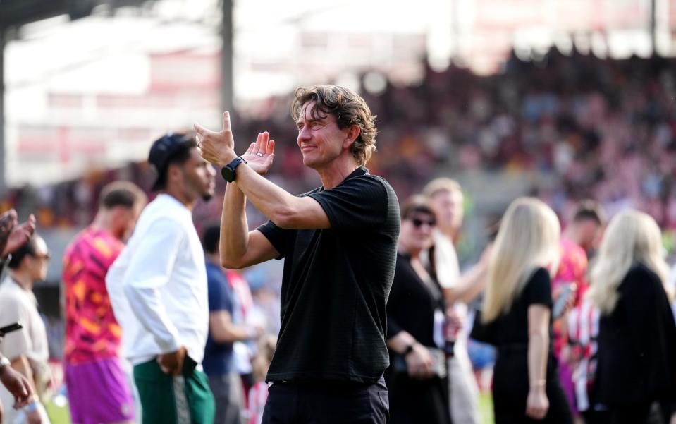 Thomas Frank applauds the Brentford fans