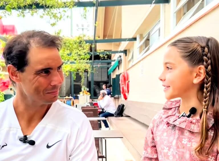 Rafael Nadal, en el Conde de Godó, con Camila González, pura frescura al entrevistar al Matador