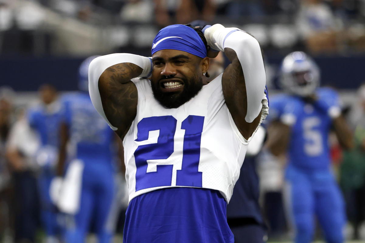 Team trolls Ezekiel Elliott after he leaked Cowboys new throwback helmets  for Thanksgiving