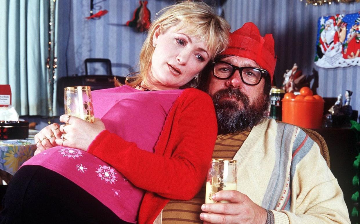 Caroline Aherne and Ricky Tomlinson in The Royle Family