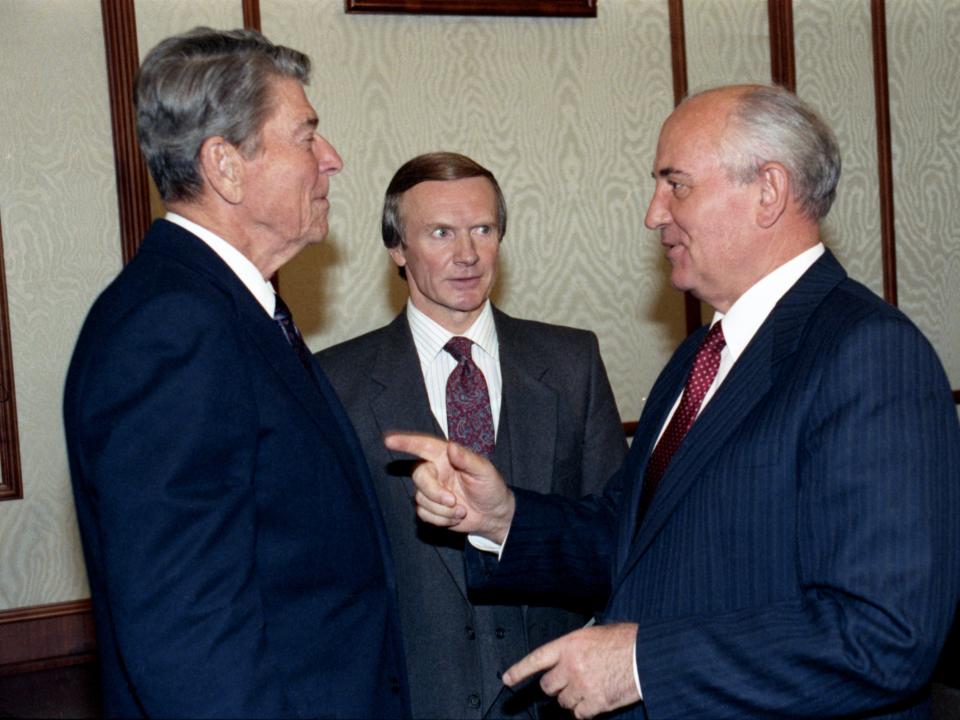 Gorbachev and ronald regan