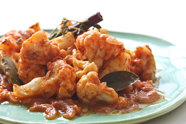 <strong>Get the <a href="http://www.steamykitchen.com/7358-tomato-braised-cauliflower.html" target="_blank">Tomato Braised Cauliflower Recipe</a> by Steamy Kitchen</strong>