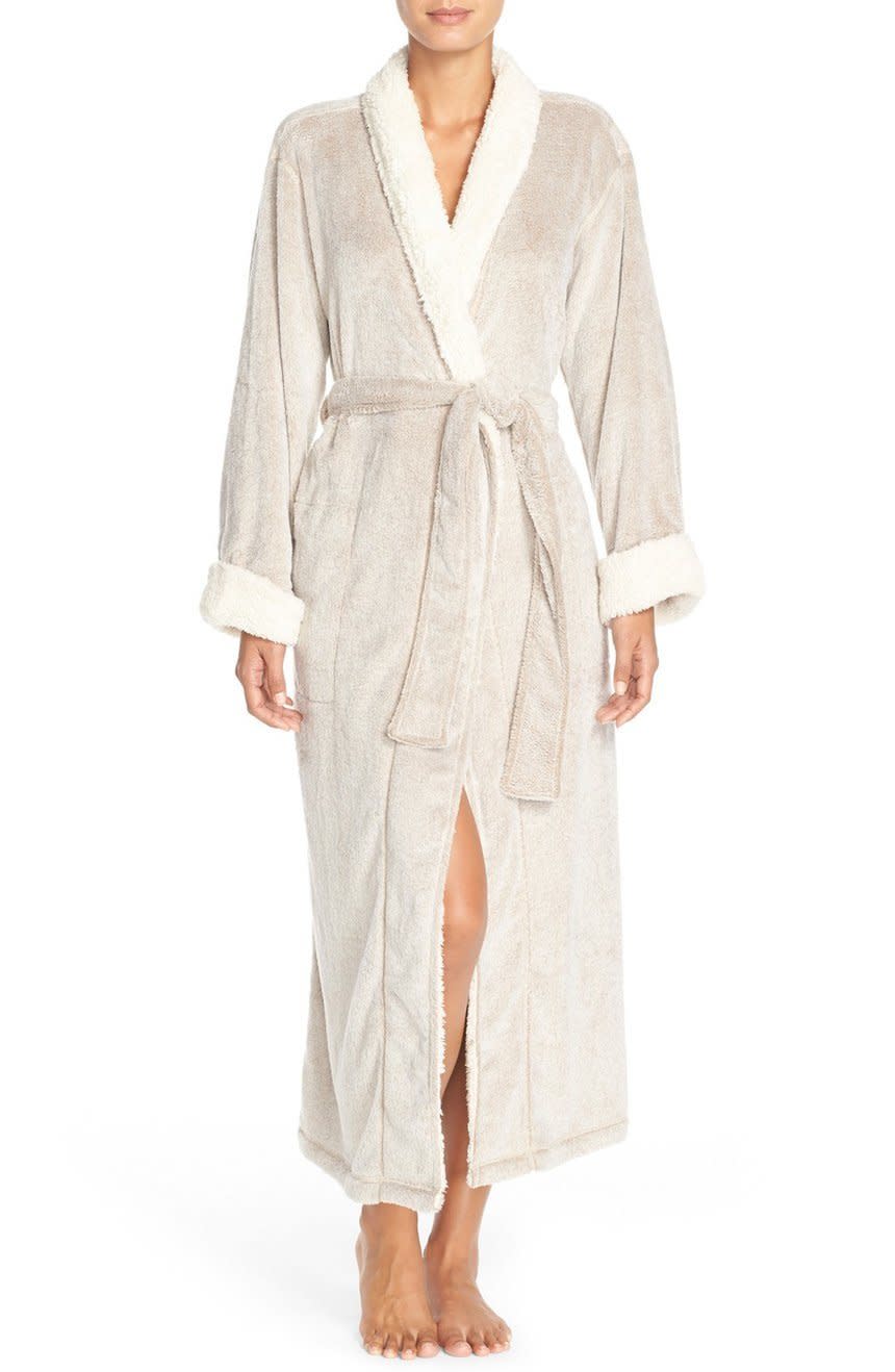 <a href="http://shop.nordstrom.com/s/natori-plush-velour-robe/4552929?cm_mmc=google-_-productads-_-Women%3ASleepwear%3ARobe-_-5026684_1&amp;rkg_id=h-e7979f1af70712095d47b2b07be8e3f9_t-1480609760&amp;adpos=1o34&amp;creative=57187872233&amp;device=c&amp;network=g&amp;gclid=CJbutpa109ACFUlLDQodB8QH-Q" target="_blank">Natori Plush Velour Robe</a>, $104 at <a href="http://shop.nordstrom.com/?origin=tab-logo" target="_blank">Nordstrom</a>