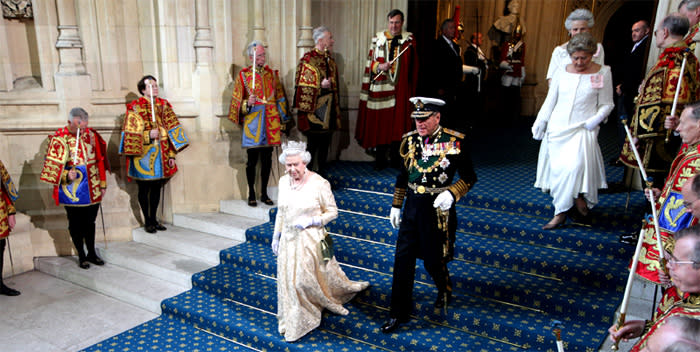 Isabel II, el duque de Edimburgo y las damas de la Reina