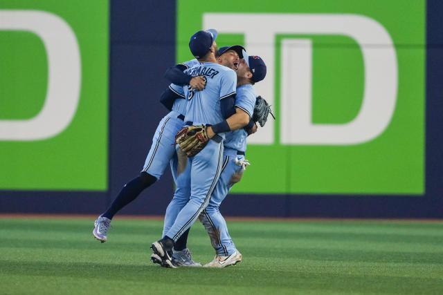 Blue Jays 5, Astros 1: Kevin Gausman, George Springer beat Houston