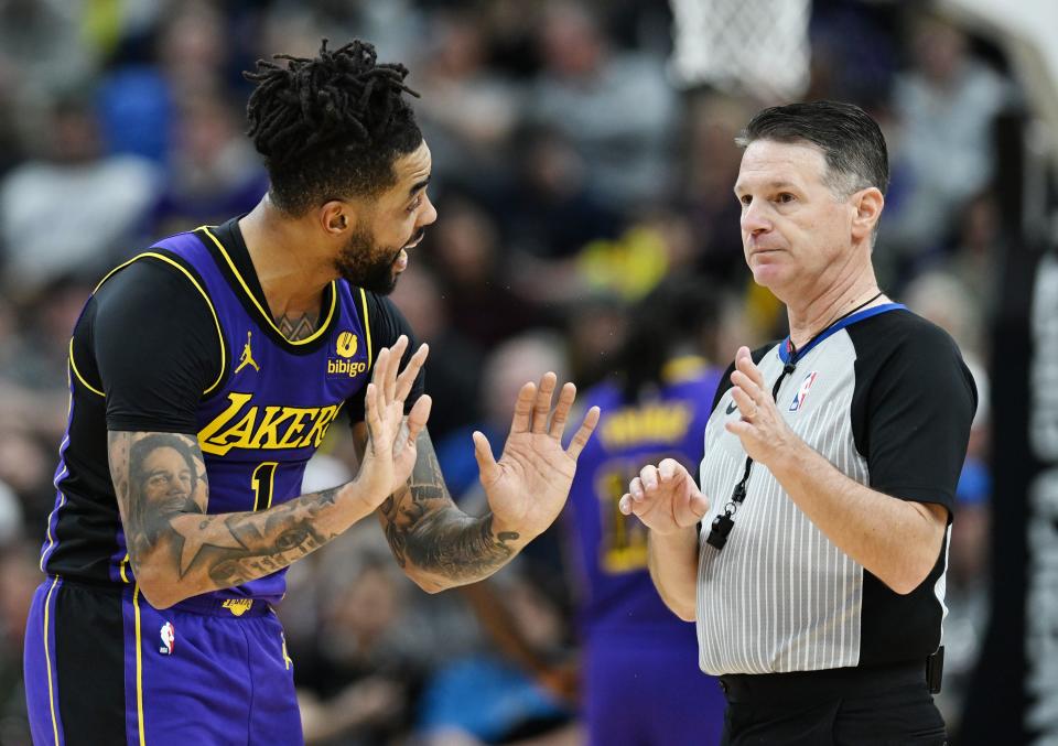 Los Angeles Lakers guard D’Angelo Russell (1) argus with referee Pat Fraher (26) as Utah and Los Angeles play at the Delta Center in Salt Lake City on Saturday, Jan. 13, 2024. | Scott G Winterton, Deseret News