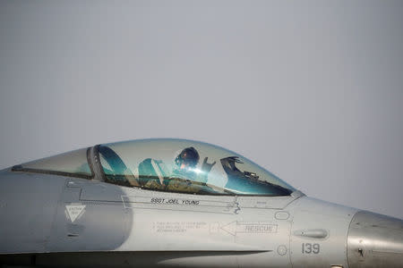 A U.S. Air Force F-16 fighter jet takes part in a joint aerial drill exercise called 'Vigilant Ace' between U.S. and South Korea, at the Osan Air Base in Pyeongtaek, South Korea, December 6, 2017. REUTERS/Kim Hong-Ji