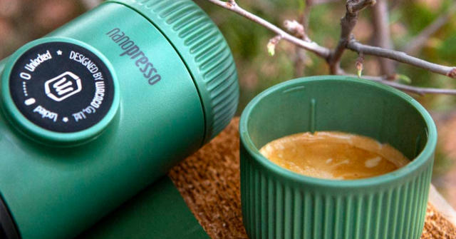 rebaja la cafetera express mini ideal para los que viven solos: no  ocupa espacio ni desperdicia café