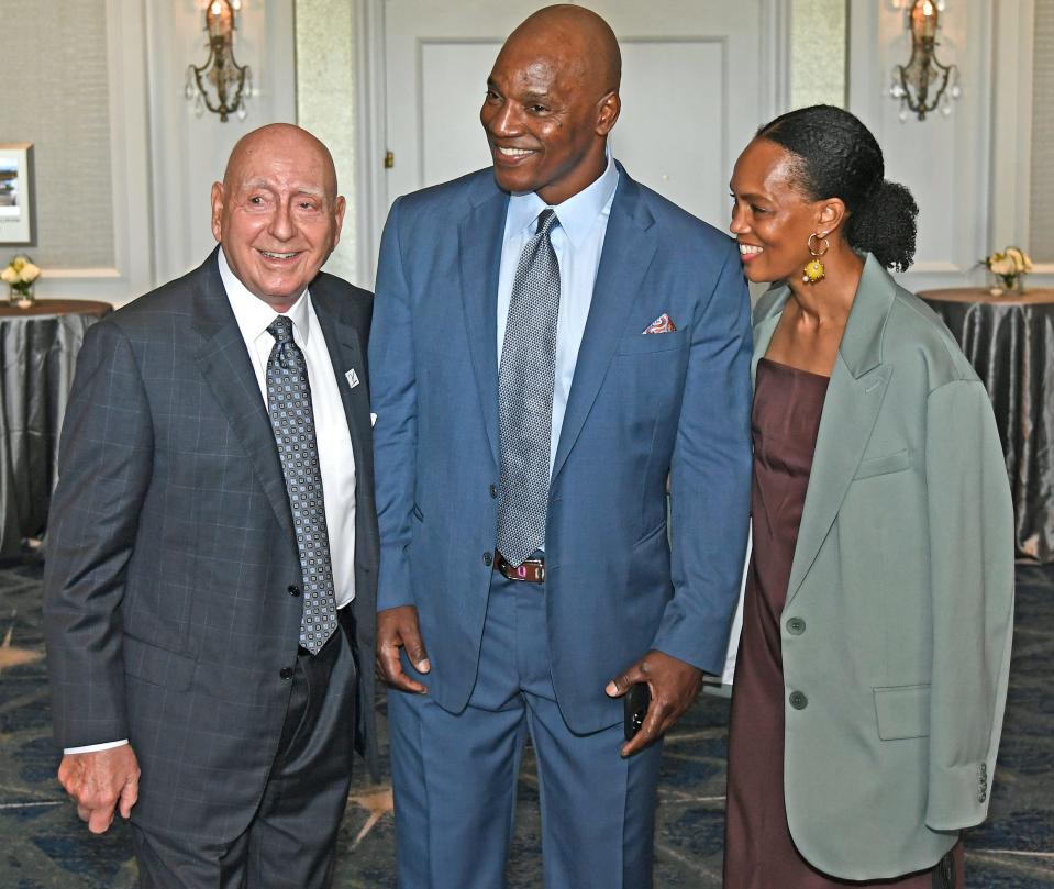 Dick Vitale talks with former San Francisco 49er Bryant Young and his wife, Kristen, at last year's 17th Annual Dick Vitale Gala at the Ritz-Carlton, Sarasota.