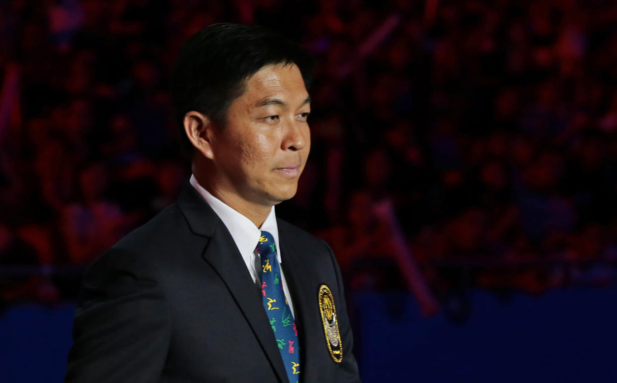 28th SEA Games Singapore 2015 - National Stadium, Singapore - 16/6/15   Closing Ceremony - Minister Tan Chuan-Jin during the IOC Trophy Presentation  SEAGAMES28 TEAMSINGAPORE  Mandatory Credit: Singapore SEA Games Organising Committee / Action Images via Reuters