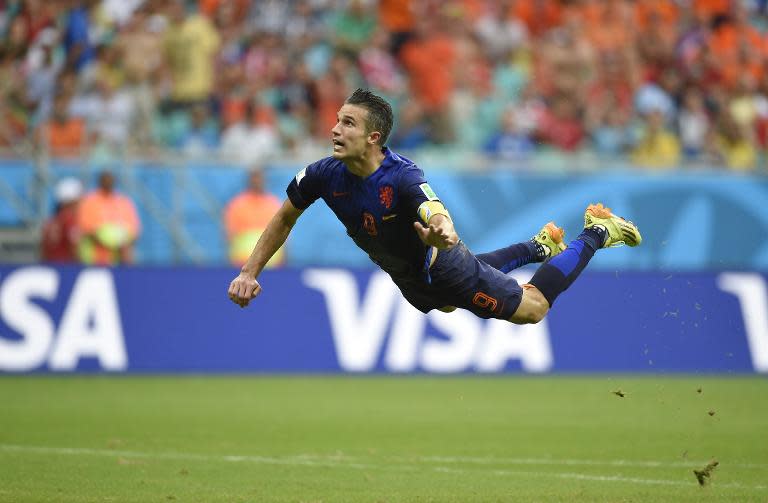 Robin Van Persie The World Cup S Flying Dutchman Yahoo Sports