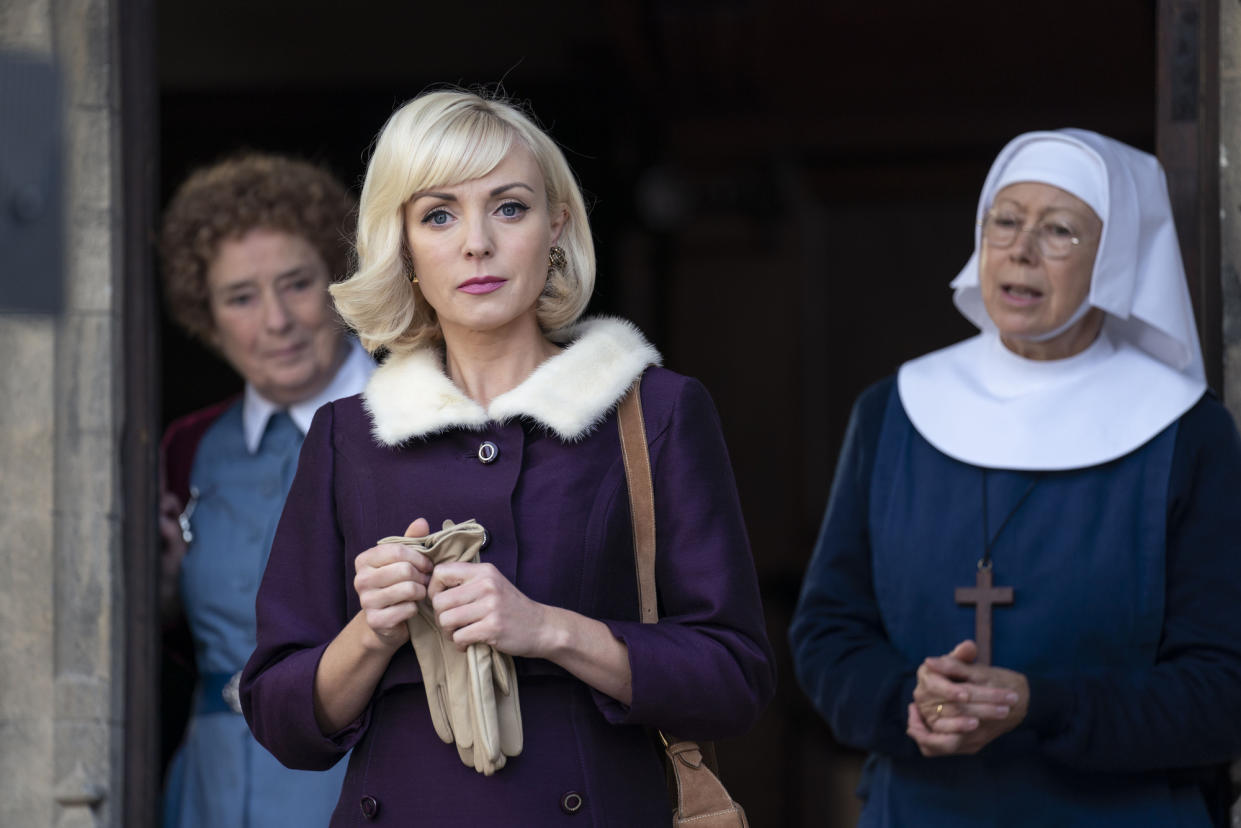 Call The Midwife - Ep1 (No. 1):  Nurse Phyllis Crane (LINDA BASSETT), Nurse Trixie Franklin (HELEN GEORGE), Sister Julienne (JENNY AGUTTER)  (Nealstreet Productions/Laura Radford)