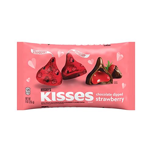 HERSHEY'S KISSES Chocolate Dipped Strawberry Extra Creamy Milk Chocolate with Strawberry Center Candy, Valentine's Day, 9 oz Bag