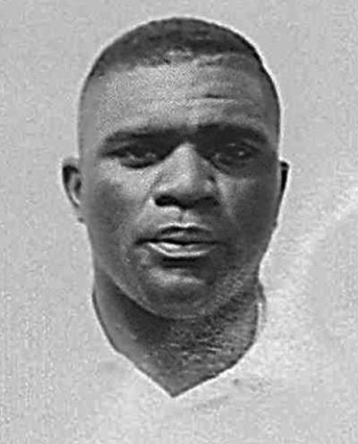 <p>The former New York Giant was arrested in 1986 after attempting to purchase crack cocaine from an undercover police officer. (Photo credit: Law Enforcement) </p>