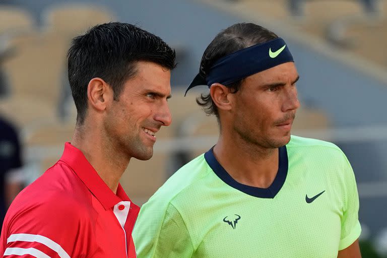 Novak Djokovic y Rafael Nadal, con estilos y pensamientos diferentes dentro y fuera del court de tenis.