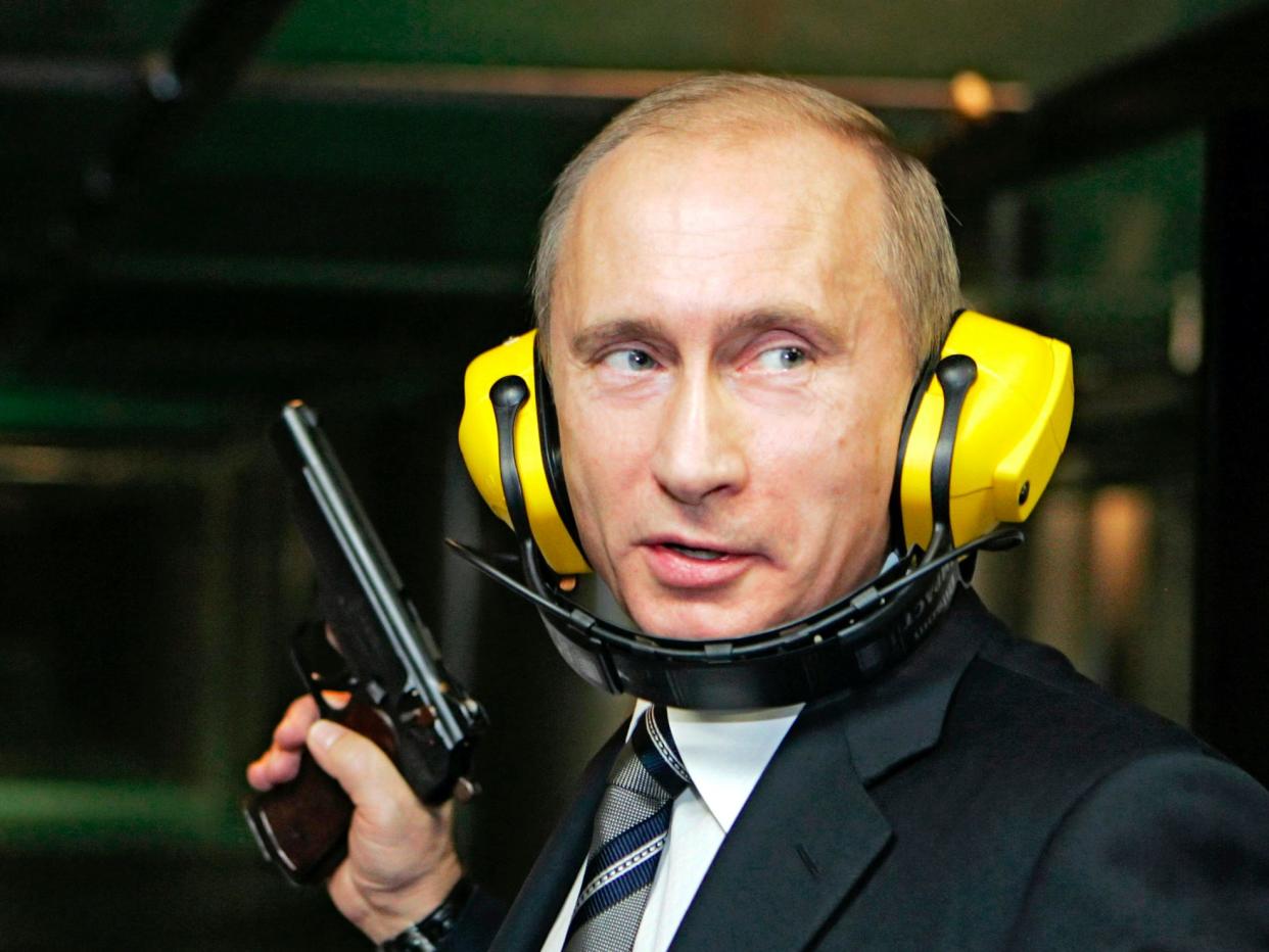 putin gun