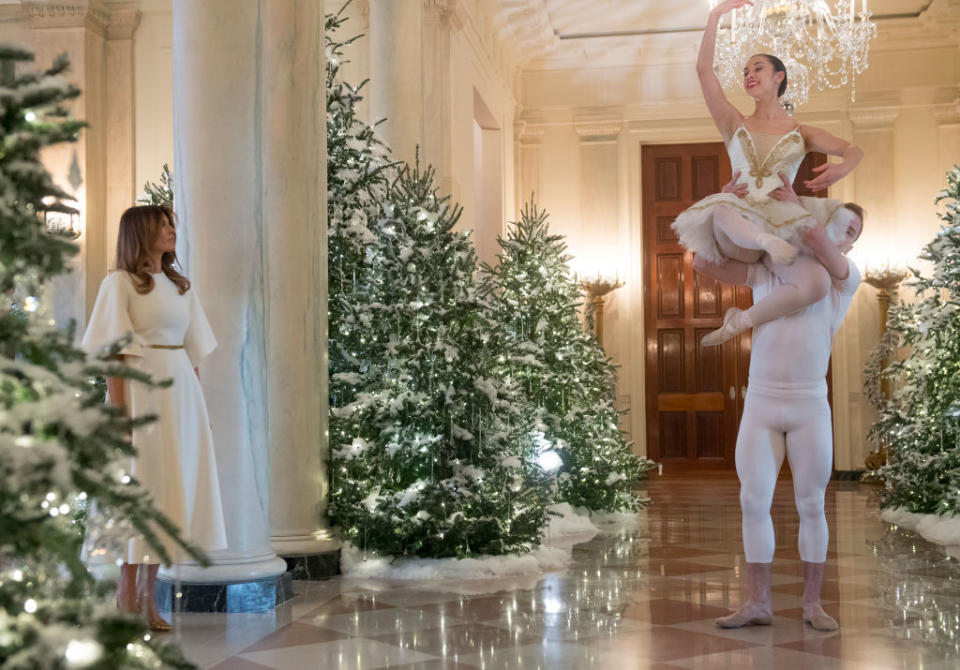 Melania watching the ballet dancers