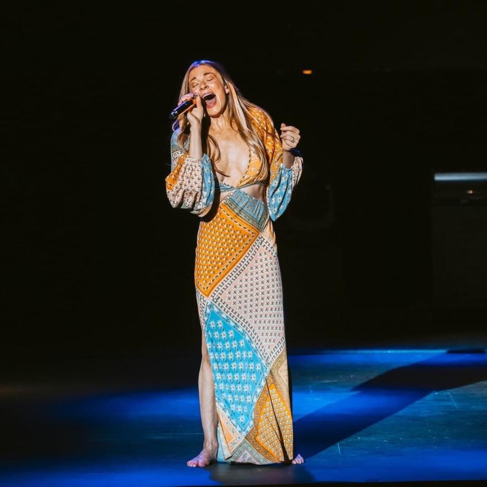 LeAnn Rimes performed recently at Blue Gate Performing Arts Center in Shipshewana, Indiana.