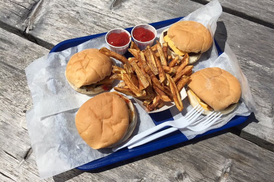 Harmon's Lunch, Falmouth, Maine