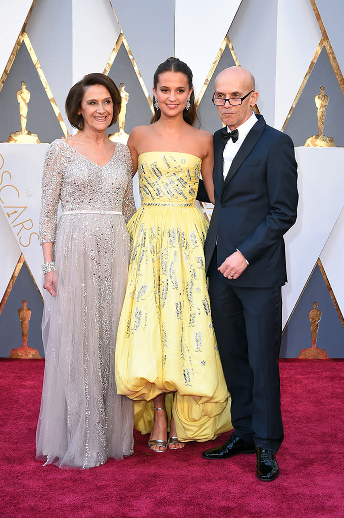 Maria Fahl Vikander, Alicia Vikander and Svante Vikander attend the 88th Annual Academy Awards at the Dolby Theatre on February 28, 2016, in Hollywood, California.