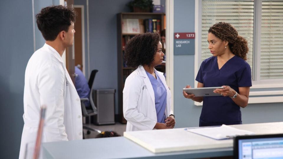 Niko Terho, Alexis Floyd and Kelly McCreary in “Grey’s Anatomy.”