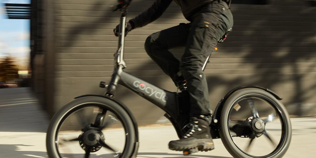 gocycle folding bike ridden by aithne feay in brooklyn