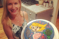 Seriously, how do we get one of these cakes? The former star of "The Office" has some super talented friends. "When one of your friends draws a picture of you rollerskating under the sea and then your other pal makes it into a birthday cake!!!" the actress posted.