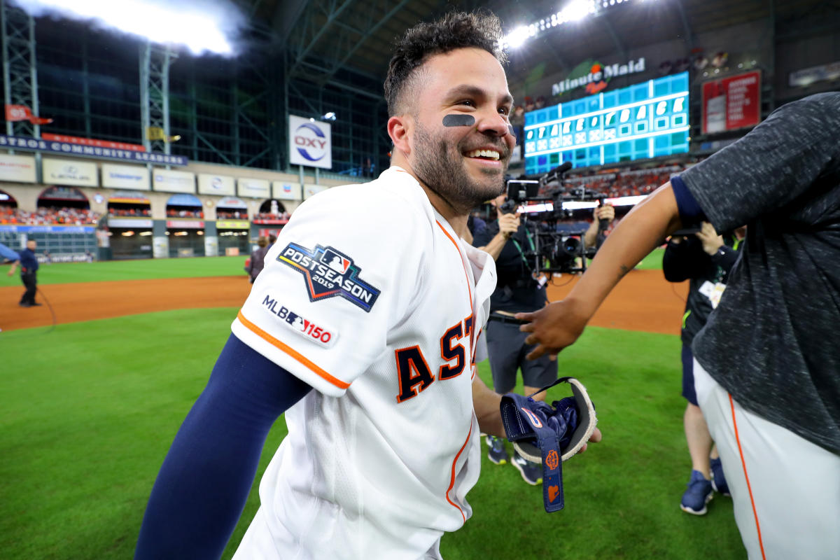 Jose Altuve keeps jersey on after winning ALCS with homer