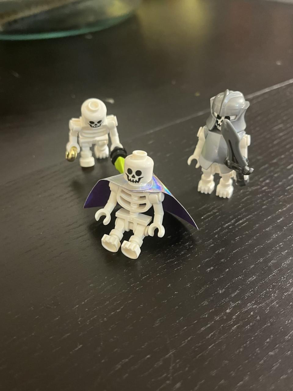 Dungeons and Dragons LEGO Set three skeletons