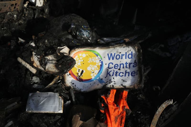 A view of the heavily damaged vehicle after the Israeli attacks target officials working ta the US-based international volunteer aid organization World Central Kitchen (WCK). Omar Ashtawy/APA Images via ZUMA Press Wire/dpa
