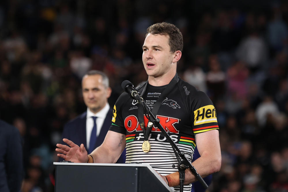 Penrith Panthers teammates accused of ignoring Dylan Edwards during Clive  Churchill award