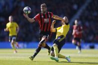 Britain Soccer Football - AFC Bournemouth v Middlesbrough - Premier League - Vitality Stadium - 22/4/17 Bournemouth's Simon Francis in action with Middlesbrough's Alvaro Negredo Action Images via Reuters / Matthew Childs