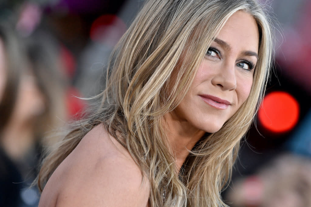 Jennifer Aniston a trouvé le soin parfait pour de jolies lèvres. (Photo by Axelle/Bauer-Griffin/FilmMagic)