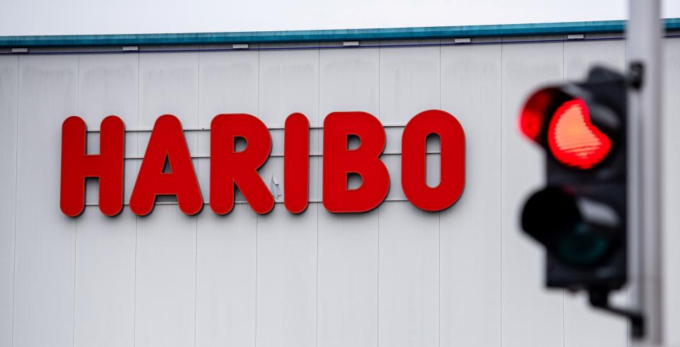 Haribo ha explicado que el cheque no podía cobrarse y le envió su paquete habitual de agradecimiento. (Foto: JENS SCHLUETER/AFP via Getty Images)