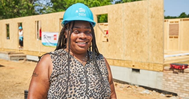 Shaquawanda’s two-year journey toward homeownership has included hundreds of hours of volunteer work at the local Habitat for Humanity ReStore, after which she was able to select the location of her future home from Habitat’s available lots.