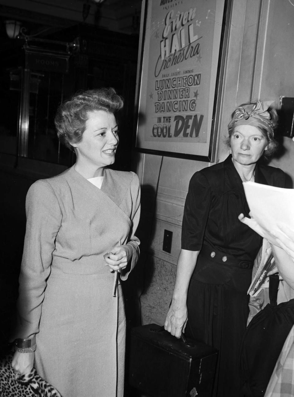 Sept. 18, 1942: Janet Gaynor in Fort Worth for a patriotic war bond rally featuring Hollywood movie stars. Fort Worth Star-Telegram archives/UT Arlington Special Collections