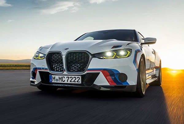 	 BMW發表結合6速手排的3.0 CSL復古風格性能跑房車，配備 M品牌