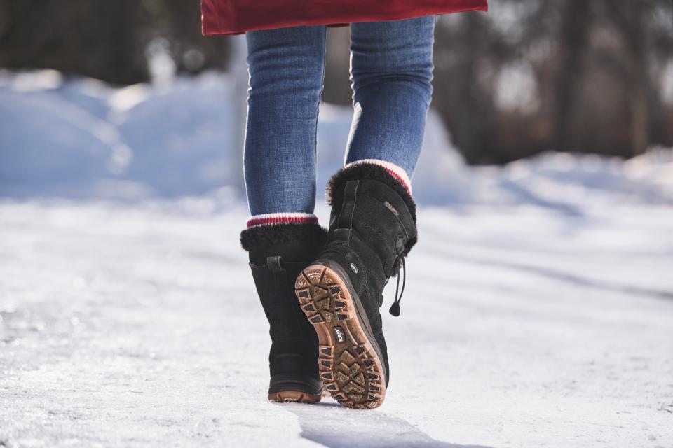 A close up of the IceFX outsoles on WindRiver Women’s Ice Queen waterproof leather boots from Mark's